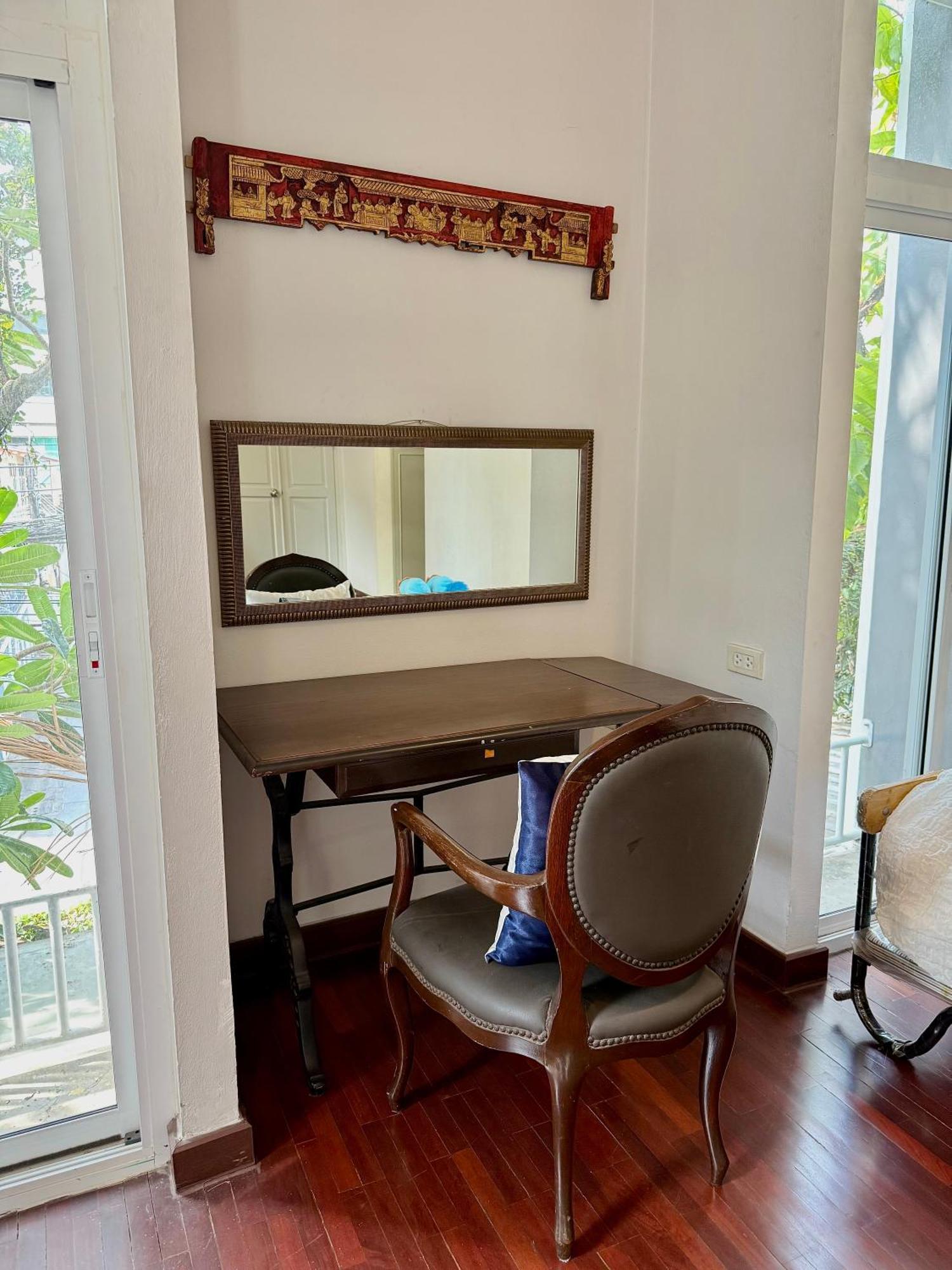 Samsen Suites Spacious 2Br Contemporary Thai Style Bangkok Dış mekan fotoğraf