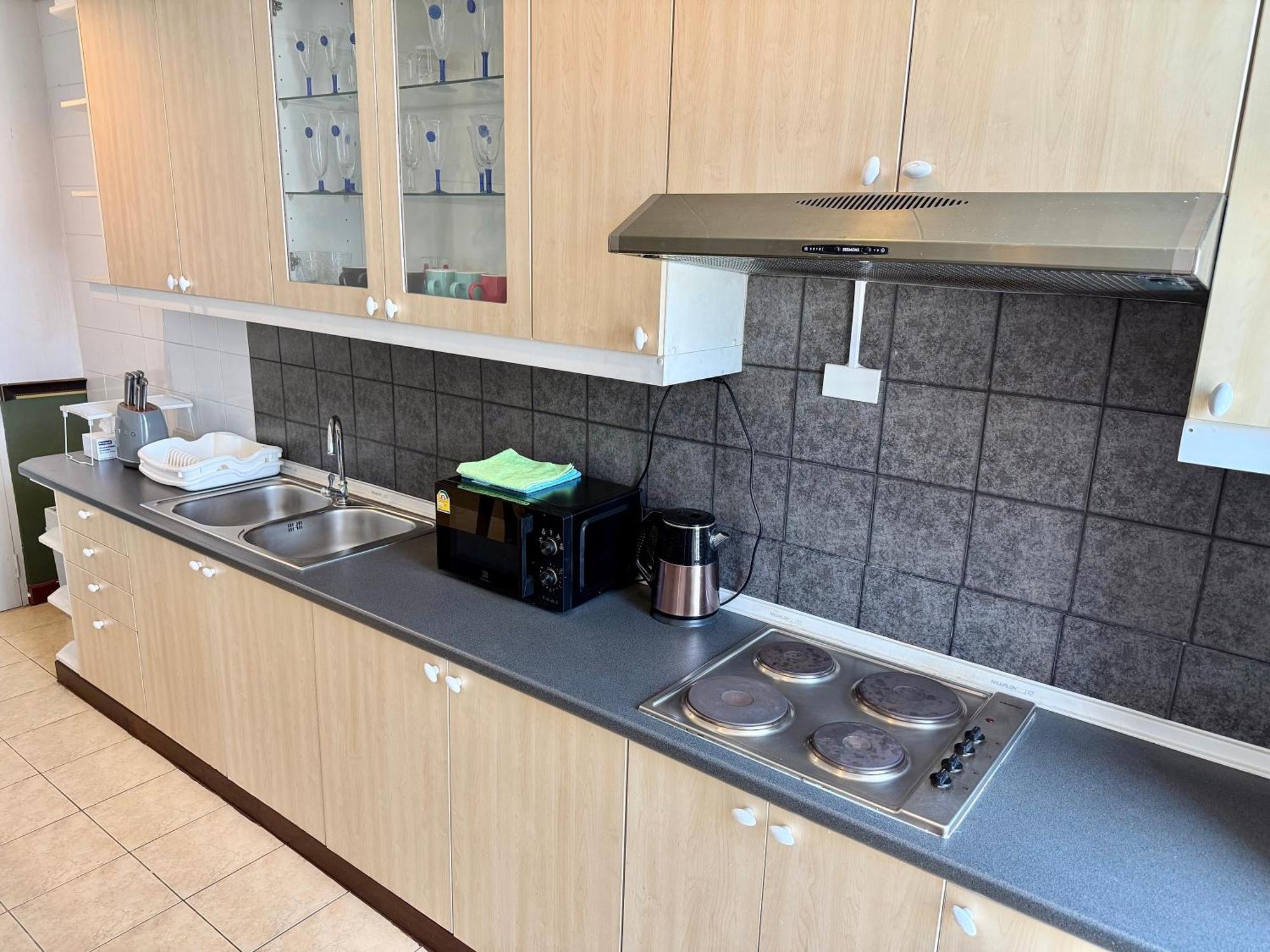 Samsen Suites Spacious 2Br Contemporary Thai Style Bangkok Dış mekan fotoğraf