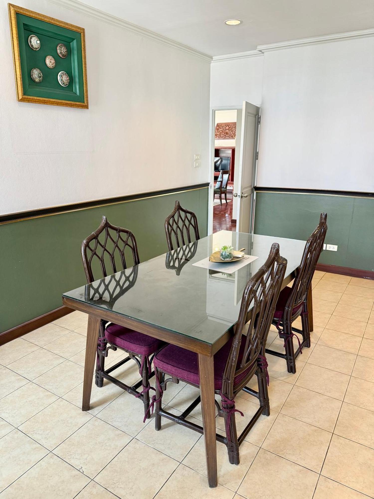 Samsen Suites Spacious 2Br Contemporary Thai Style Bangkok Dış mekan fotoğraf