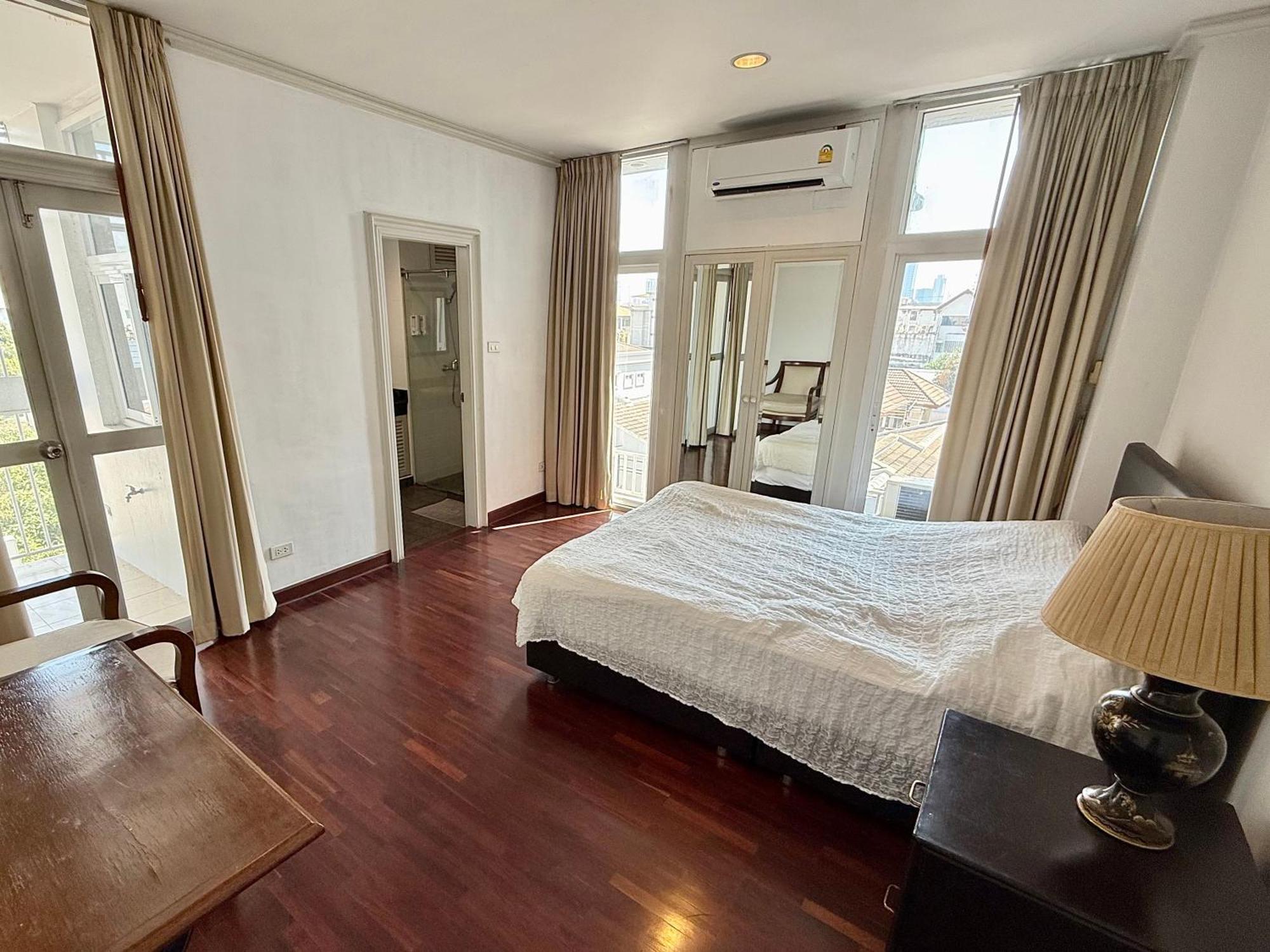 Samsen Suites Spacious 2Br Contemporary Thai Style Bangkok Dış mekan fotoğraf